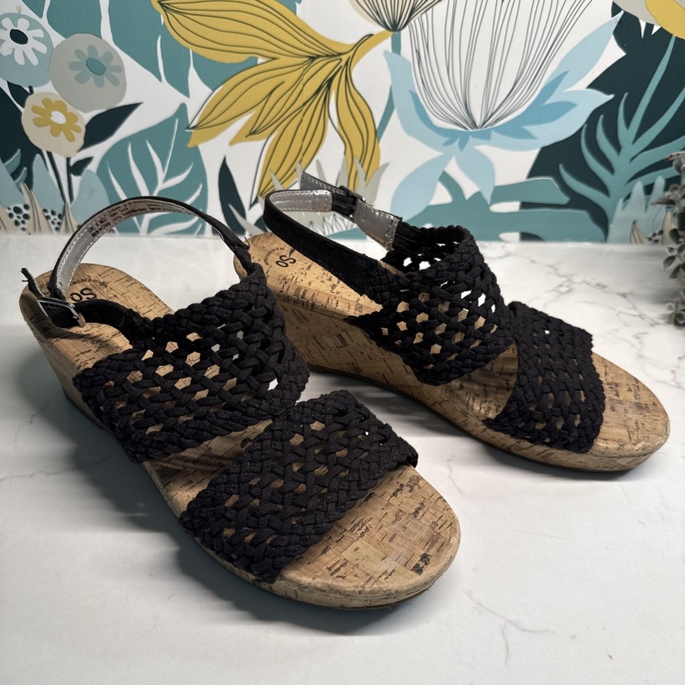 SO® Taffy Women's Wedge Sandals Color: Black Size: 6 - Picture 2 of 5